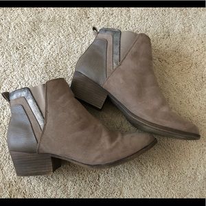 Madden Girl Booties Size 11